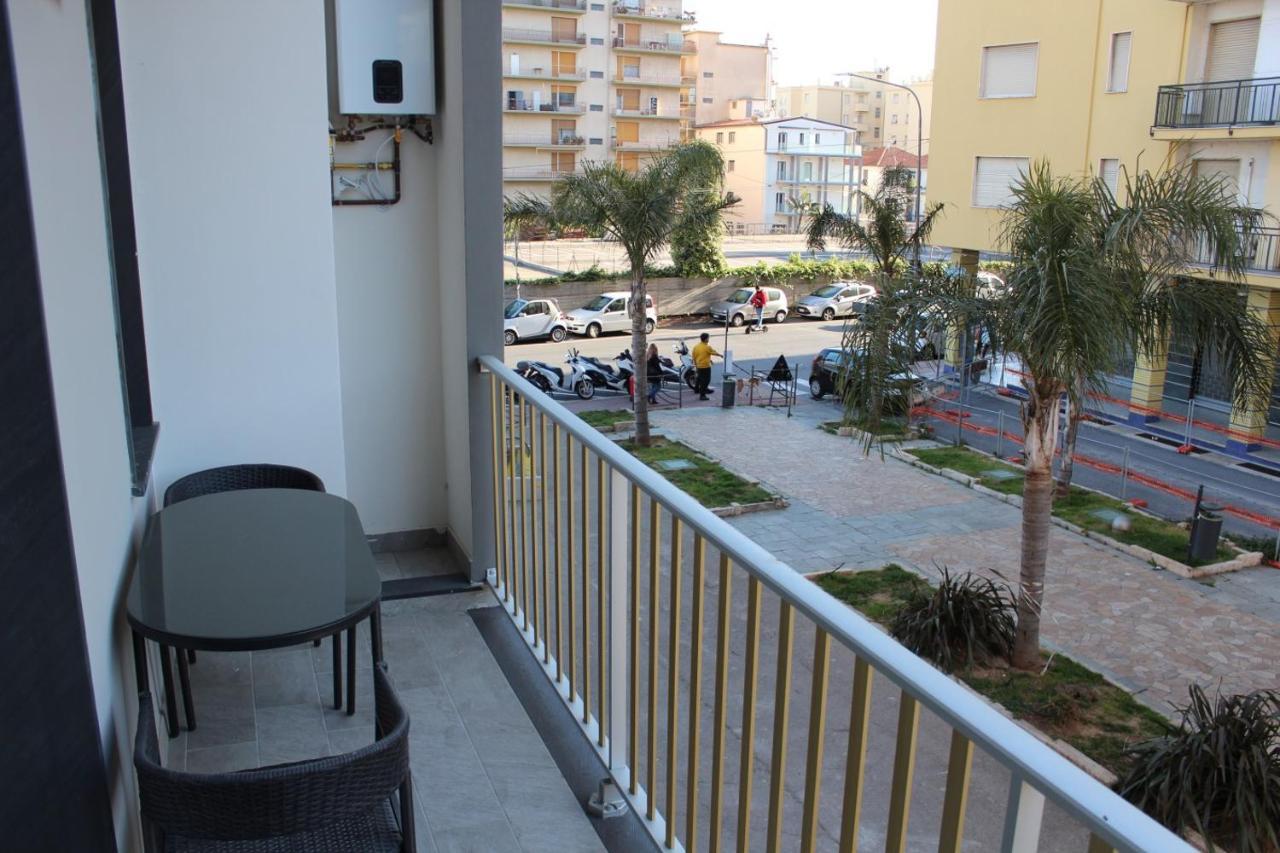 Persea Mare Appartamenti Arma di Taggia Dış mekan fotoğraf